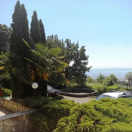 بيت ضيافة Apartment&room ماتولي