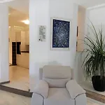 Apartment&room 3*