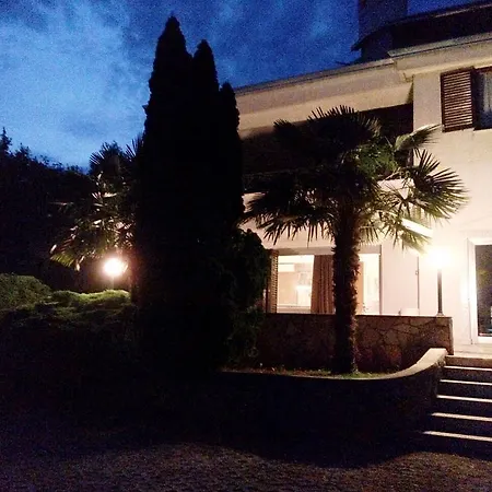 Apartment&room 3*