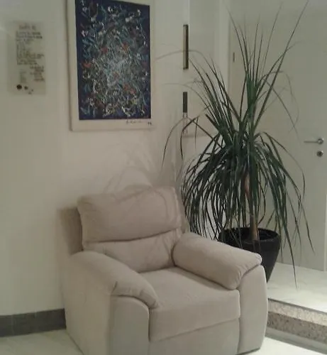 Apartment&room 3*