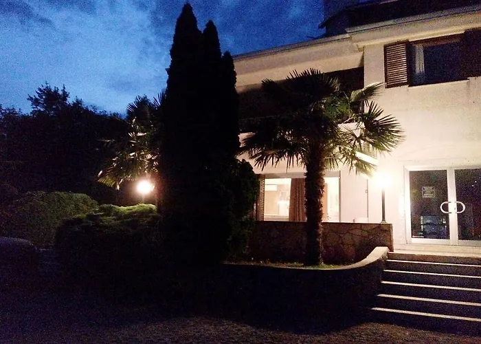 Apartment&room 3*